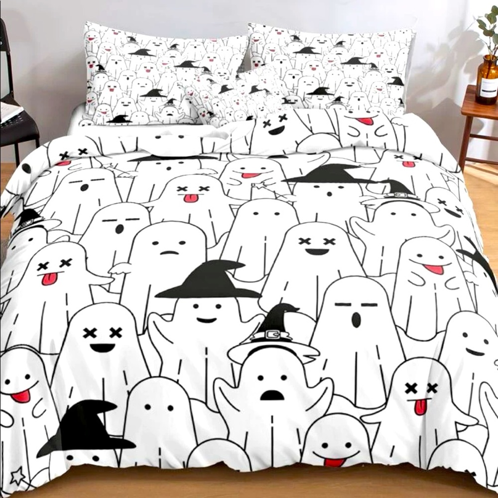Queen size Halloween duvet👻
